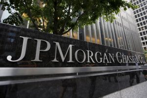 JPMorgan transferirá cerca de 200 bi de euros para Alemanha antes do Brexit, diz fonte