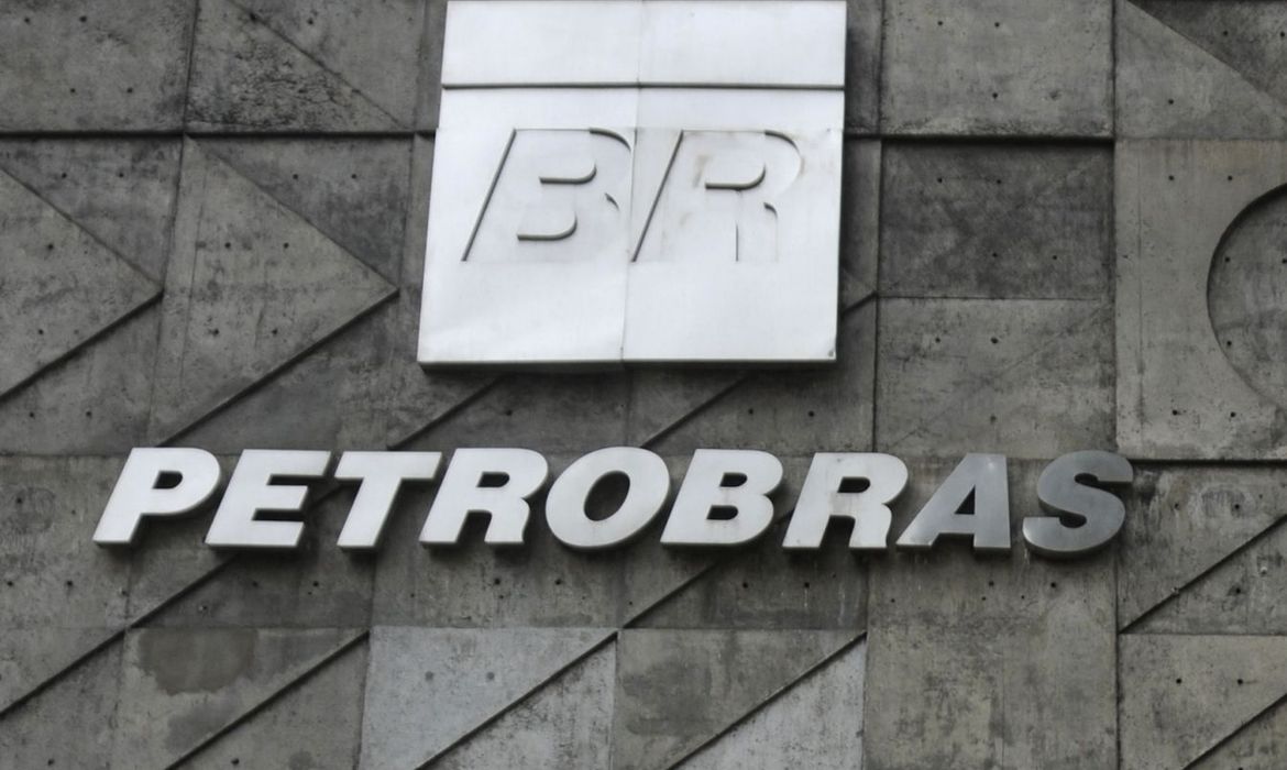 Petrobras inicia fase vinculante para venda de participação em empresas elétricas