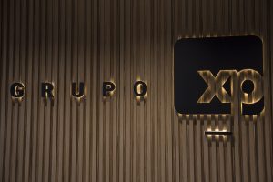 XP monta parceria em gestão de riquezas com ex-executivos do Credit Suisse