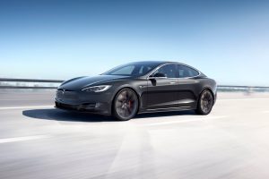 Tesla: lucros e receita superam consenso no Q3